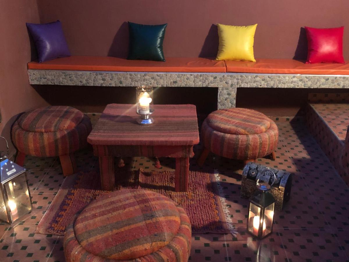 Riad Ramona Lqariya Seyaheya Marrakesh Bagian luar foto