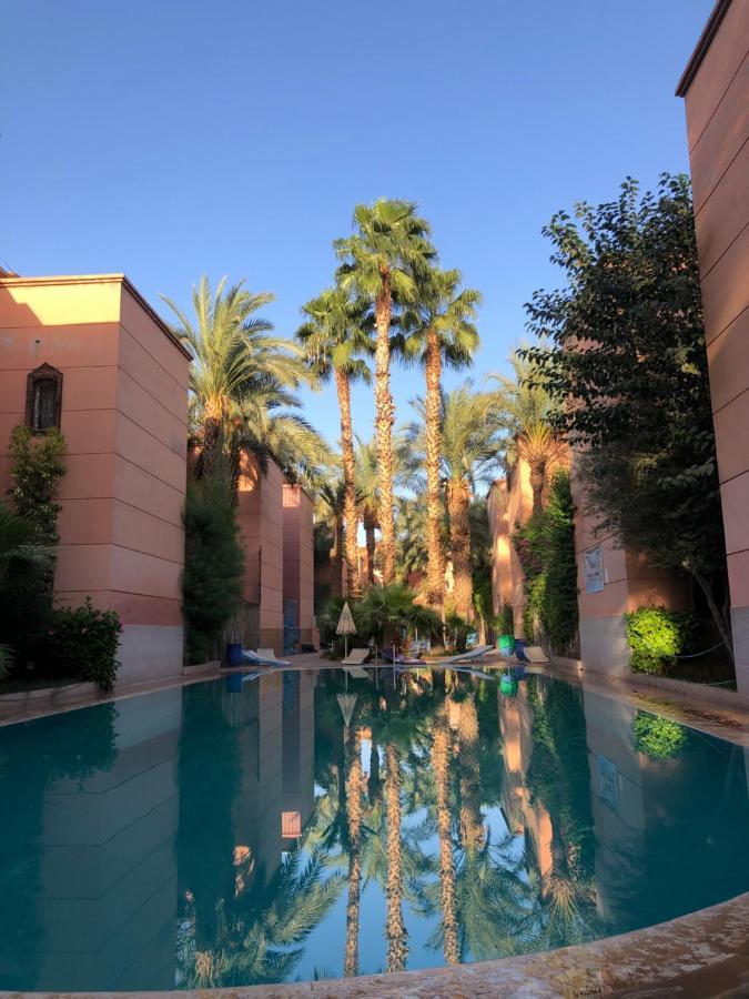 Riad Ramona Lqariya Seyaheya Marrakesh Bagian luar foto