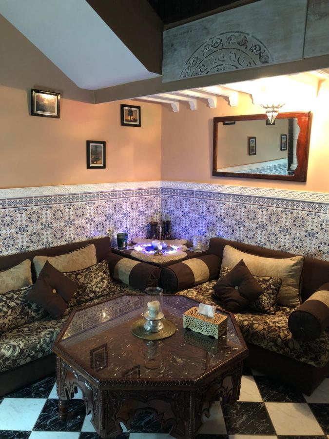 Riad Ramona Lqariya Seyaheya Marrakesh Bagian luar foto