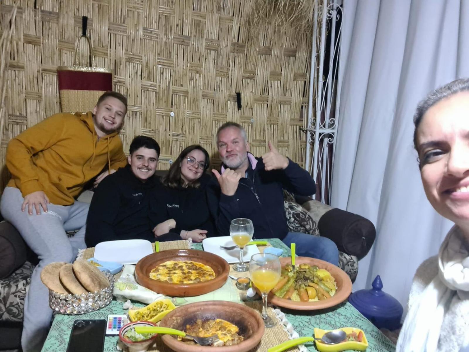 Riad Ramona Lqariya Seyaheya Marrakesh Bagian luar foto