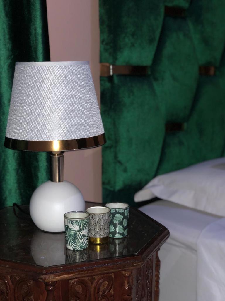 Riad Ramona Lqariya Seyaheya Marrakesh Ruang foto