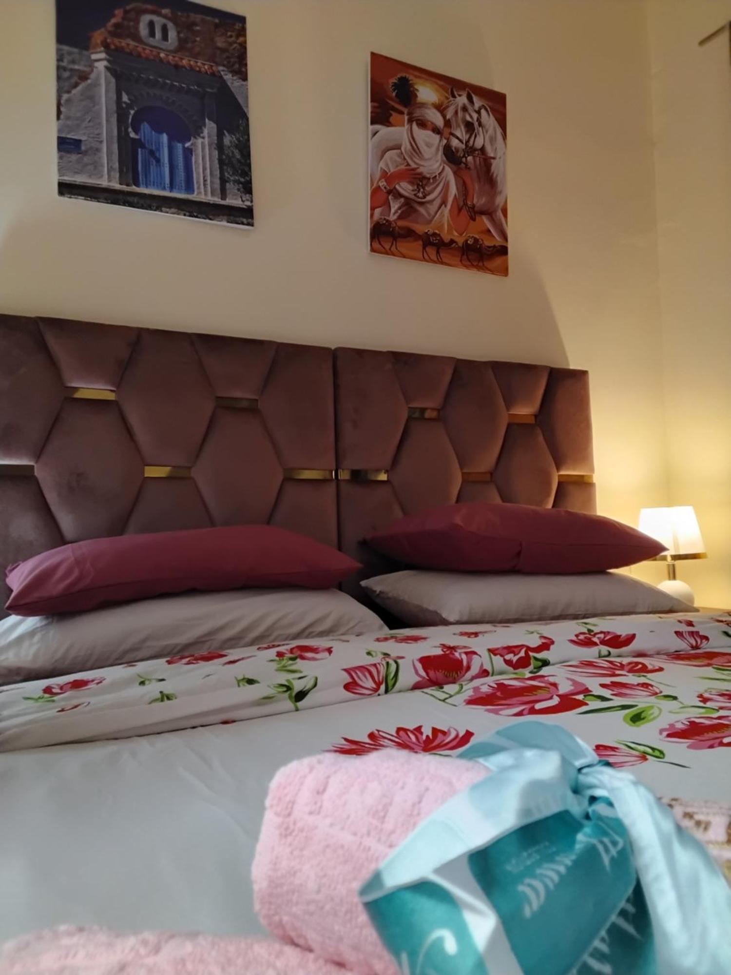 Riad Ramona Lqariya Seyaheya Marrakesh Bagian luar foto
